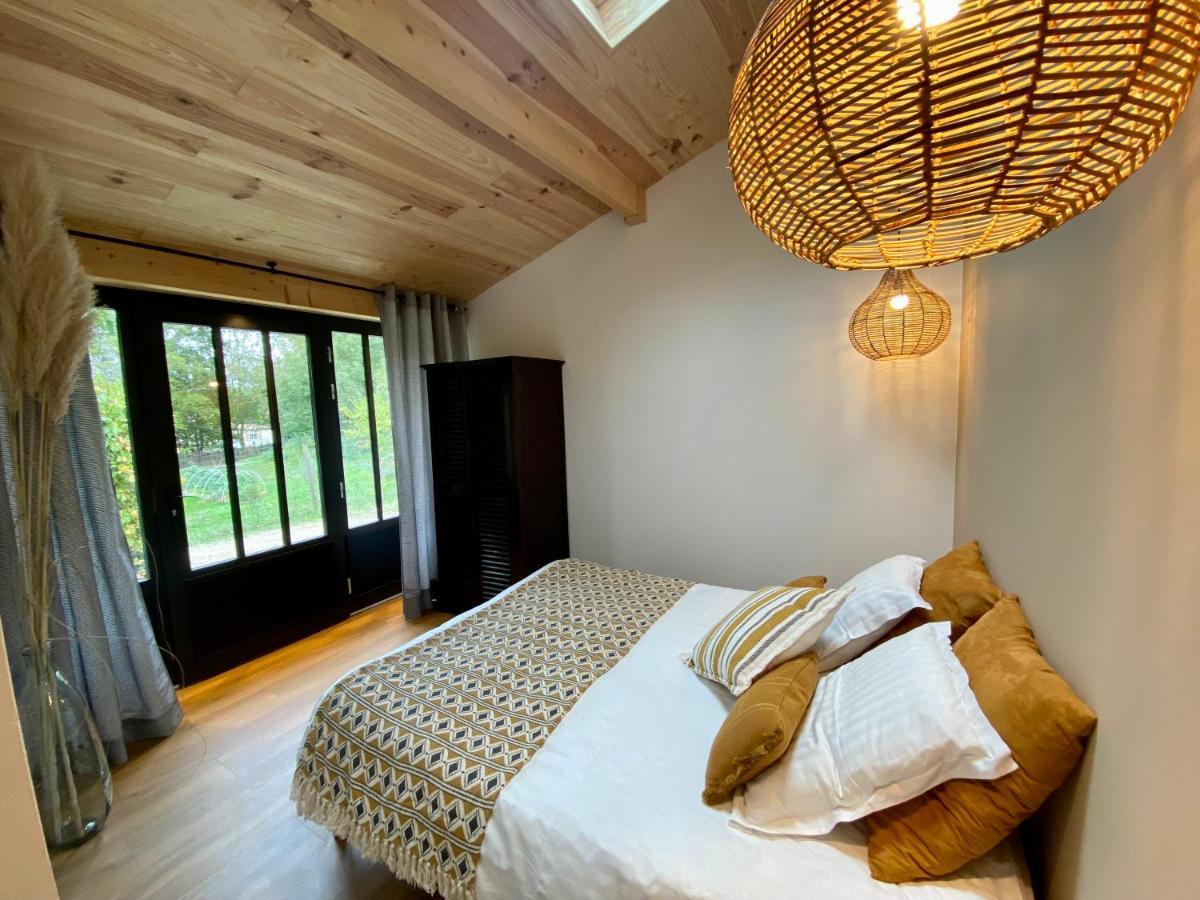 Le Logis De La Brumanderie - Saintes Fontcouverte  Phòng bức ảnh