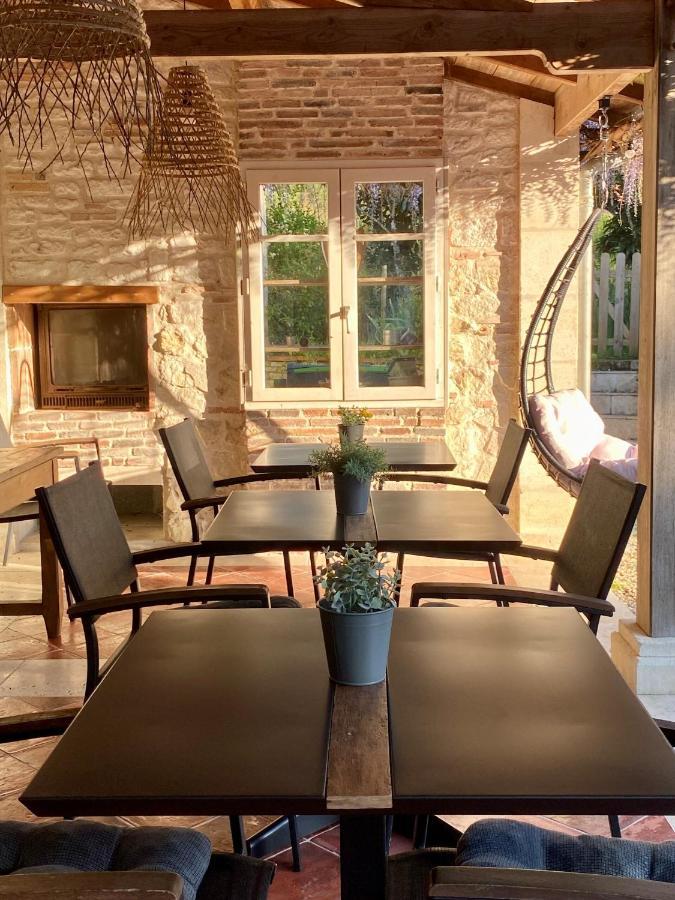 Le Logis De La Brumanderie - Saintes Fontcouverte  Ngoại thất bức ảnh