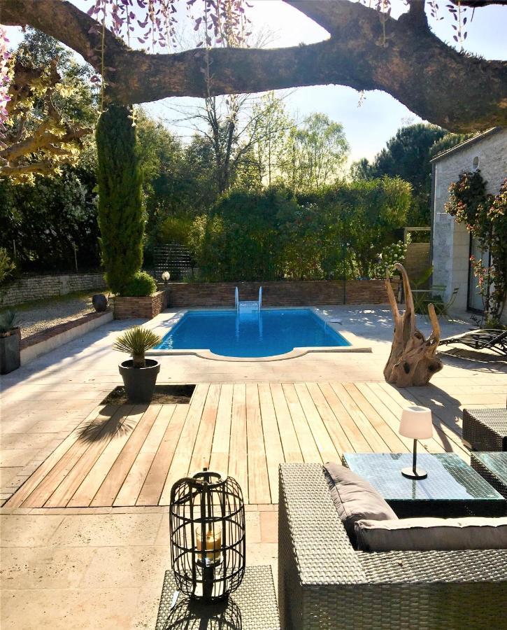 Le Logis De La Brumanderie - Saintes Fontcouverte  Ngoại thất bức ảnh