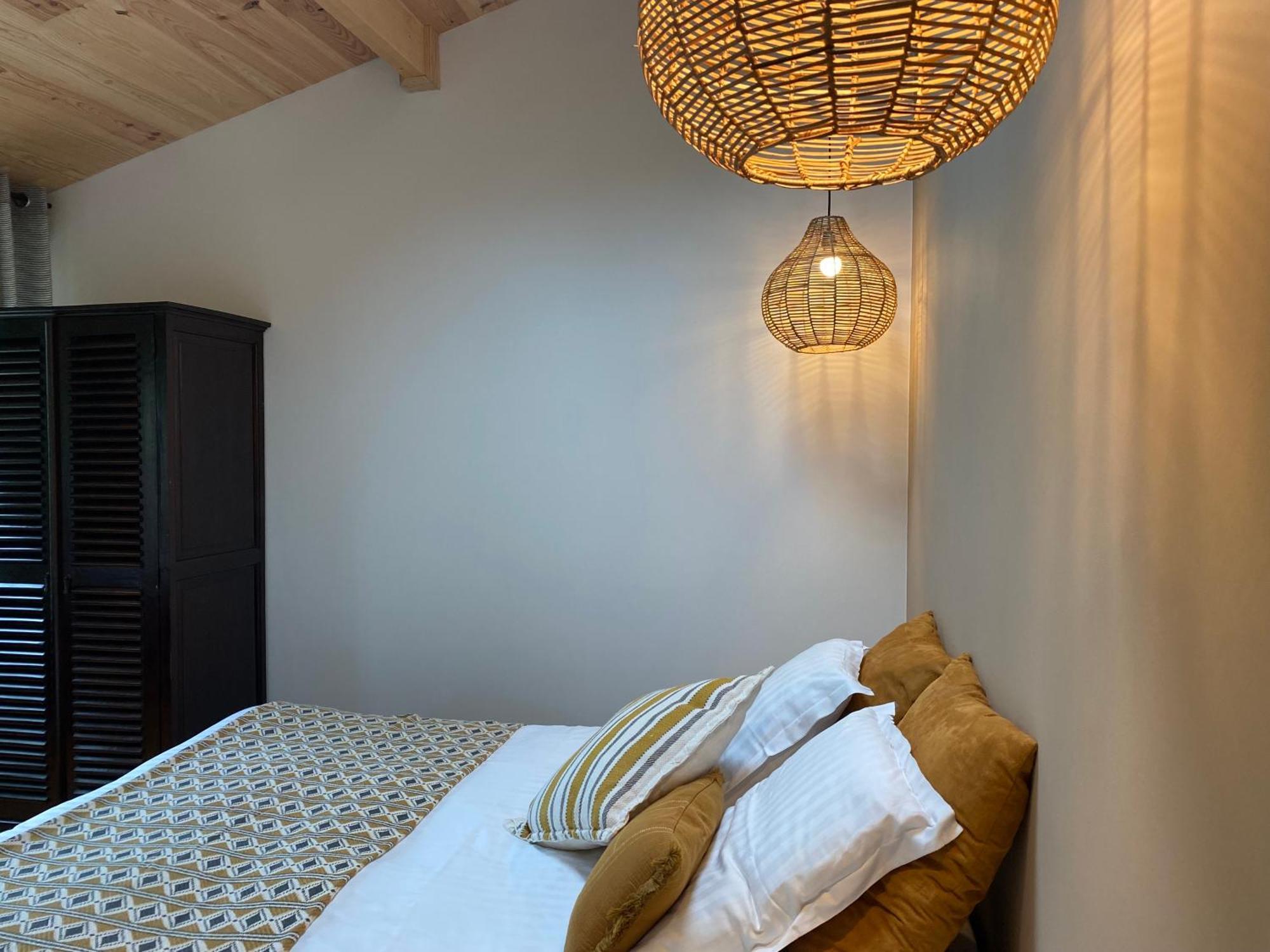 Le Logis De La Brumanderie - Saintes Fontcouverte  Phòng bức ảnh