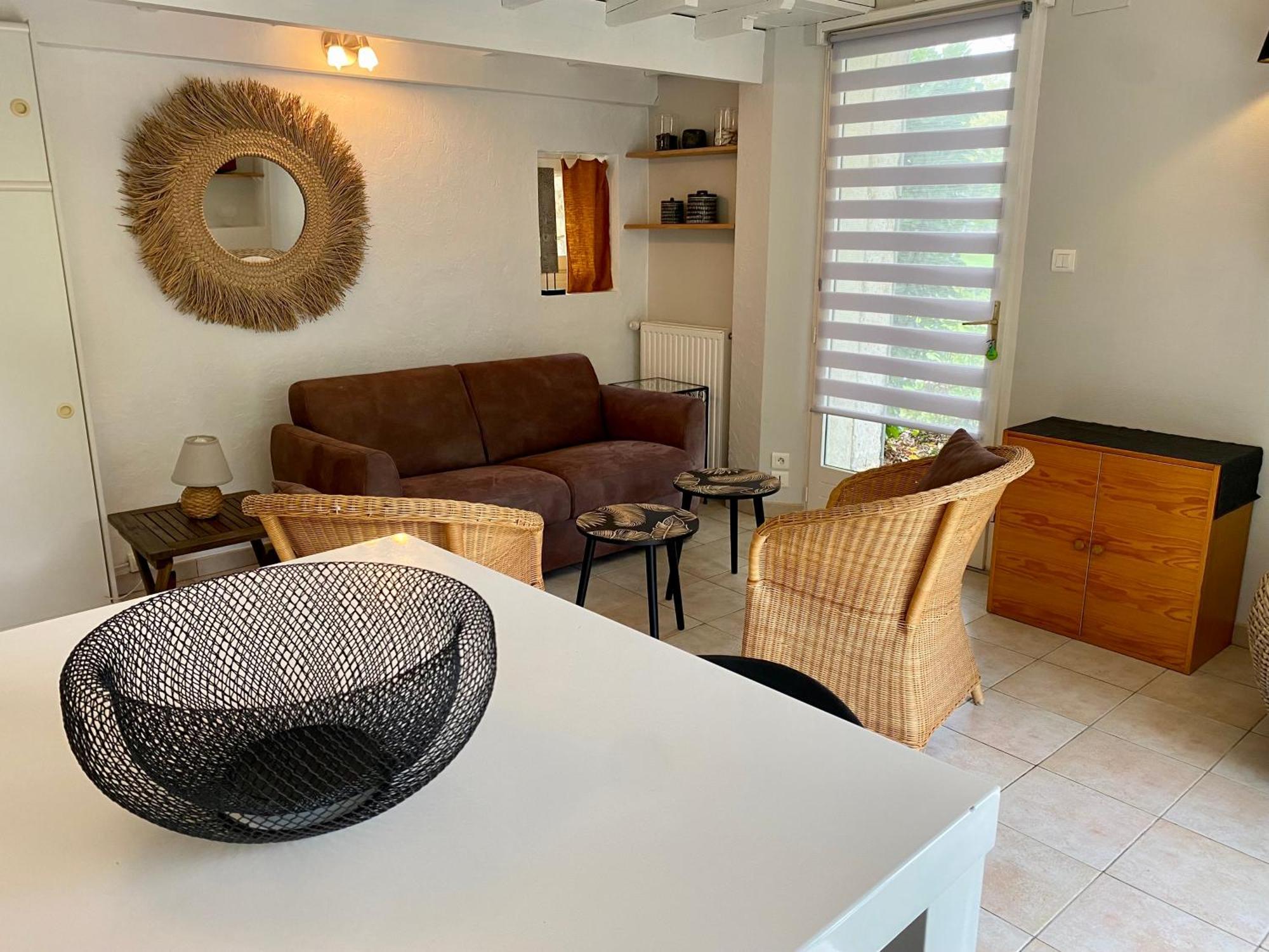 Le Logis De La Brumanderie - Saintes Fontcouverte  Phòng bức ảnh